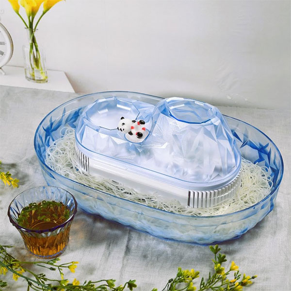 そうめん流し器波乗りパンダ